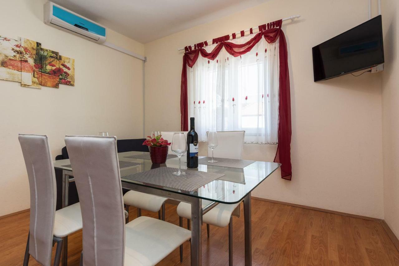 Sukošan Apartman Mladenka מראה חיצוני תמונה